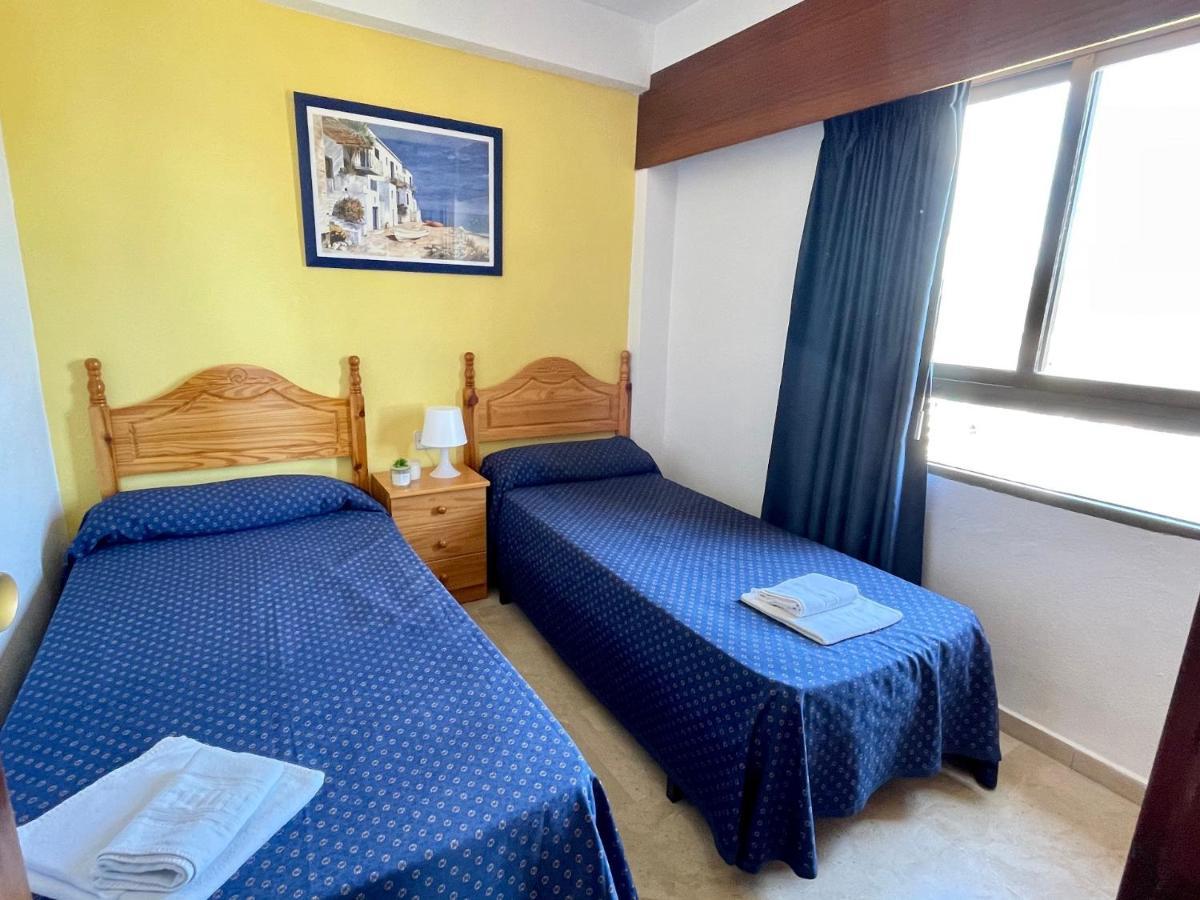 Apartamentos Gemelos 2 Y 4 By Gestaltur Benidorm Bagian luar foto