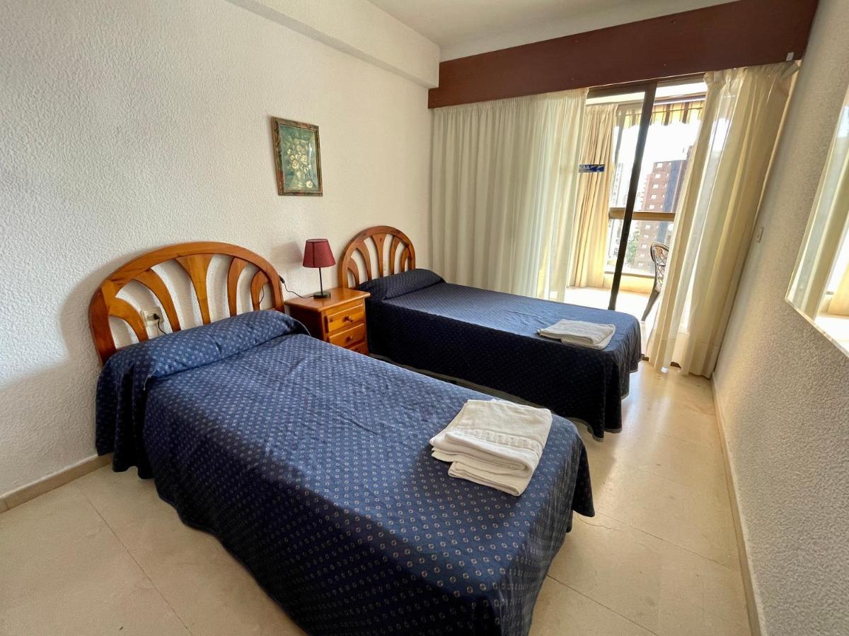 Apartamentos Gemelos 2 Y 4 By Gestaltur Benidorm Bagian luar foto