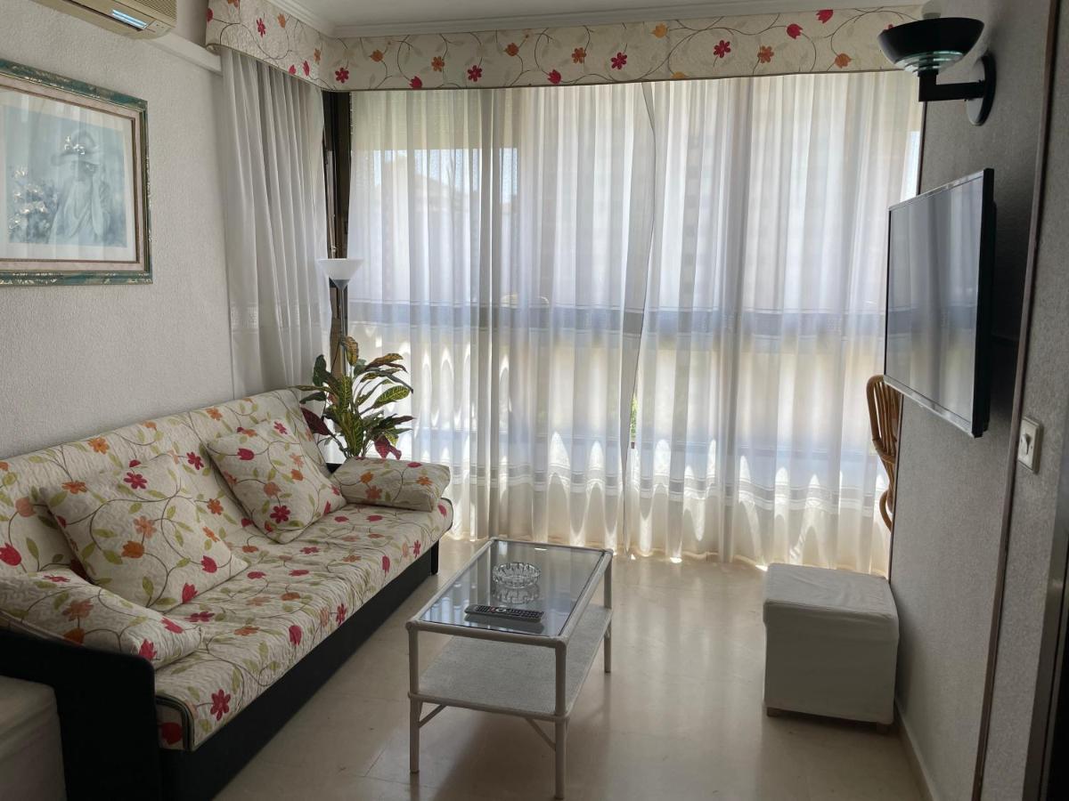Apartamentos Gemelos 2 Y 4 By Gestaltur Benidorm Bagian luar foto