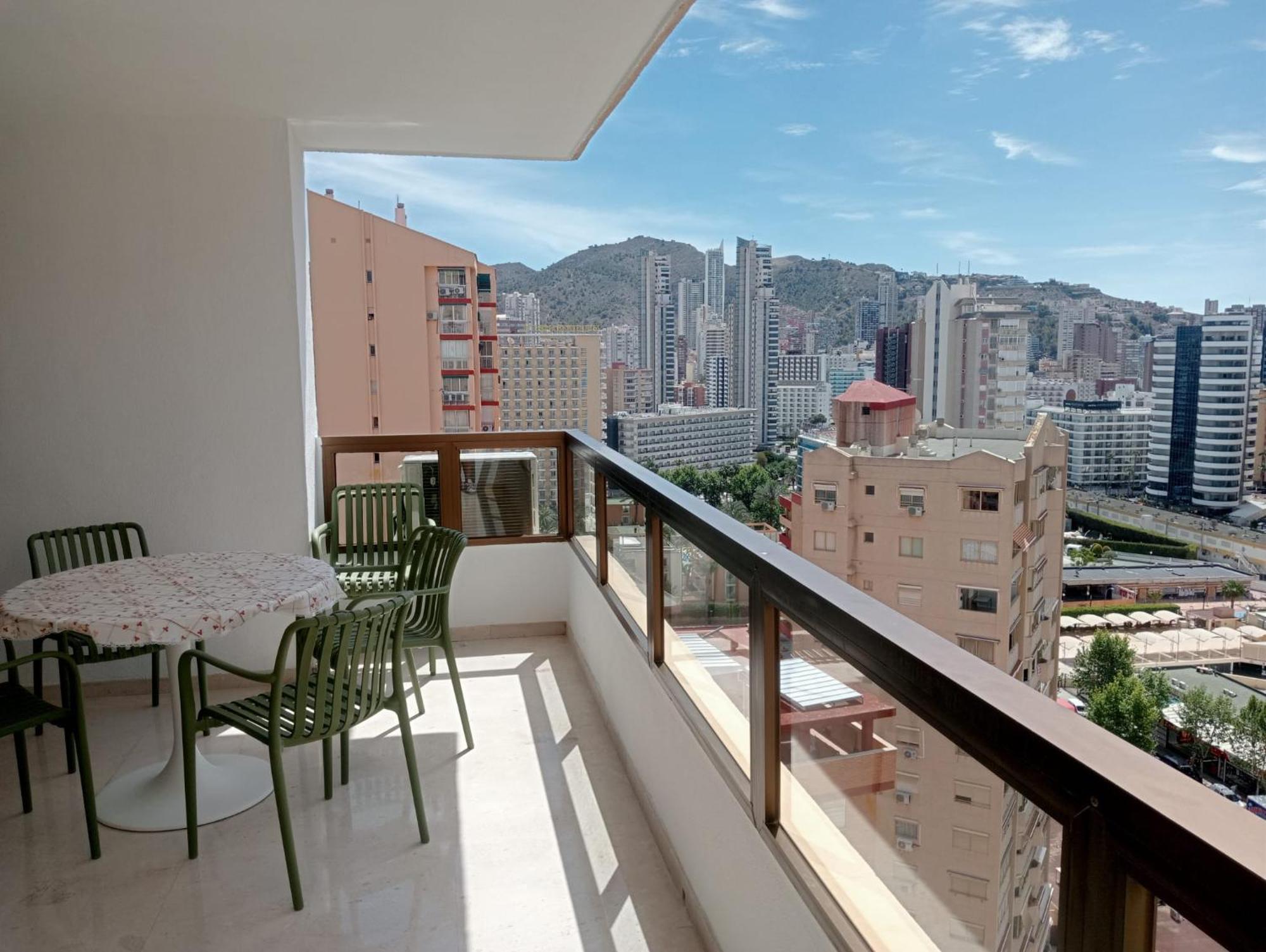 Apartamentos Gemelos 2 Y 4 By Gestaltur Benidorm Bagian luar foto