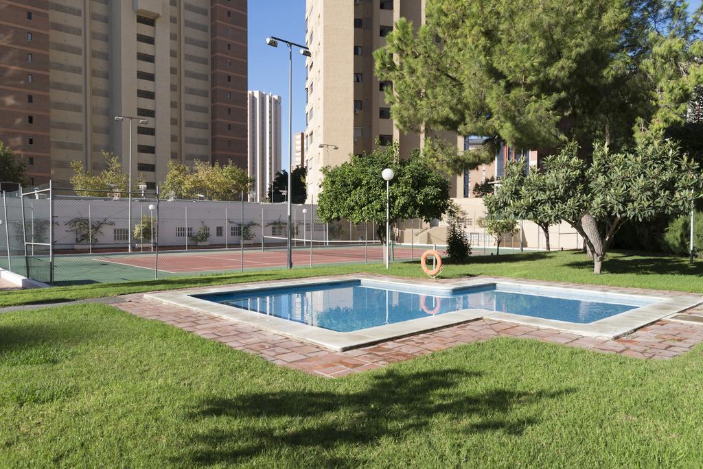 Apartamentos Gemelos 2 Y 4 By Gestaltur Benidorm Bagian luar foto